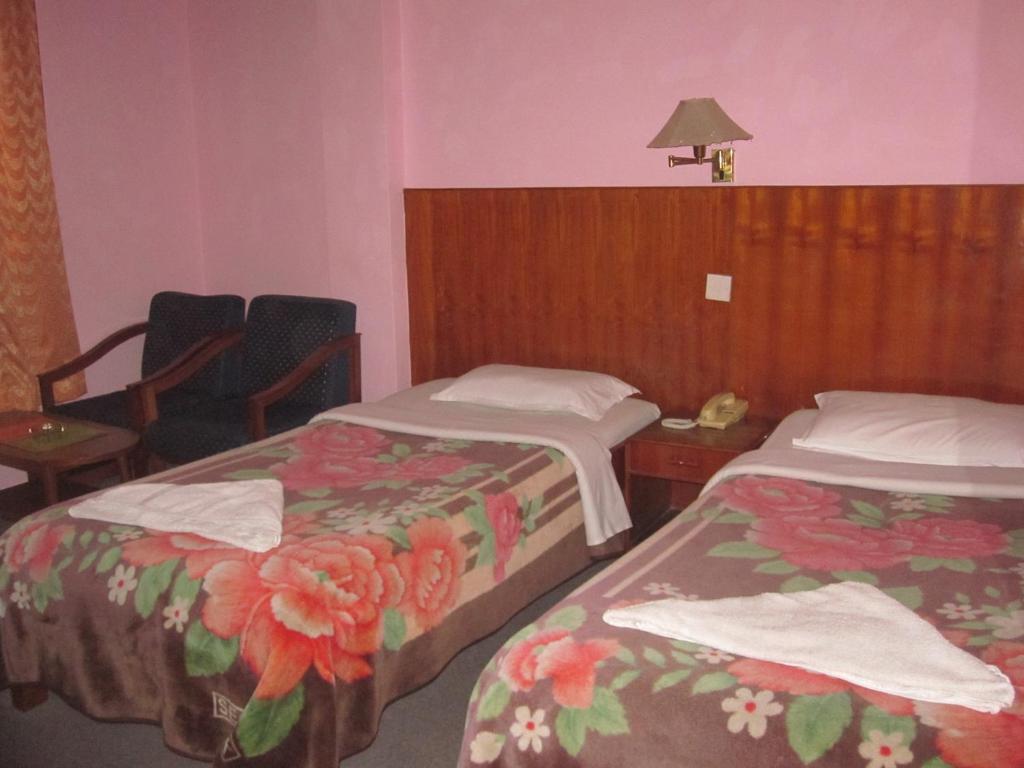 Tasi Dhargey Inn Katmandu Szoba fotó