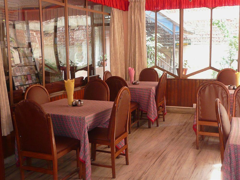 Tasi Dhargey Inn Katmandu Kültér fotó